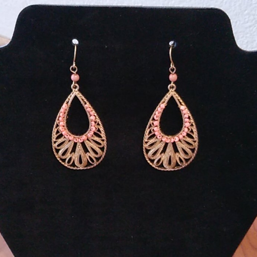 Earrings - Picture 2 of 6